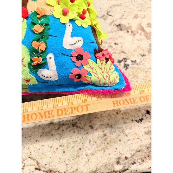 Handmade Peruvian Aspiralla Folk art 3D Embroidered Pillow Whimsical Landscape - Picture 11 of 13